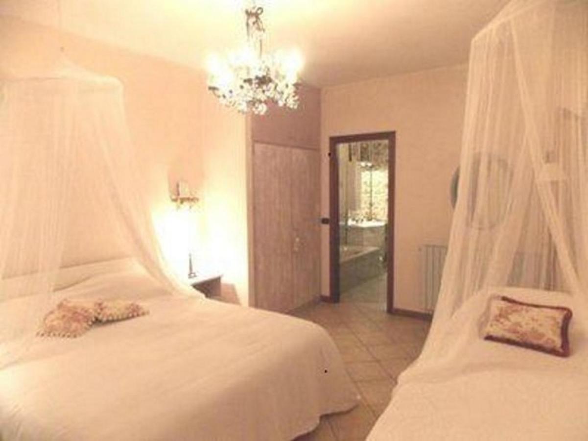 B&B Le Camelie Del Bosco Baiardo Exteriör bild